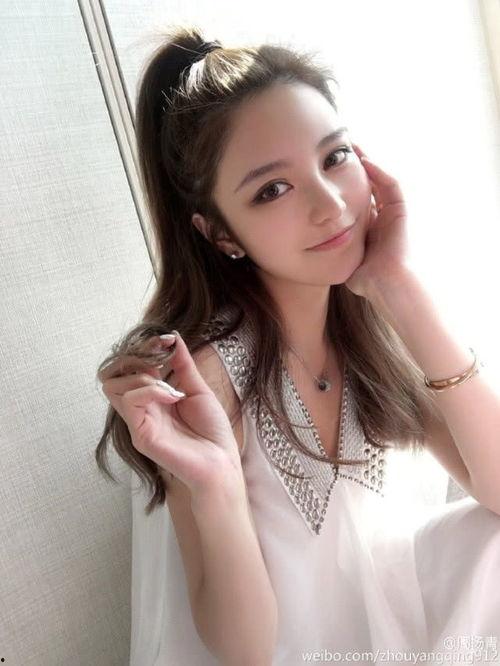 娱乐吃瓜酱dl,揭秘娱乐圈幕后故事，带你领略明星真实生活